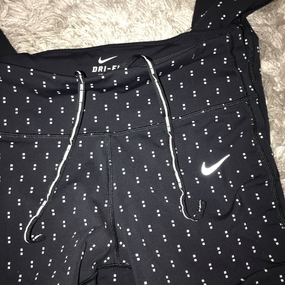 Nike reflective running leggings